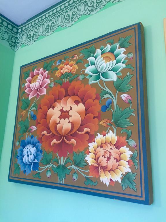 Tashitakge Hotel Lhasa Buitenkant foto