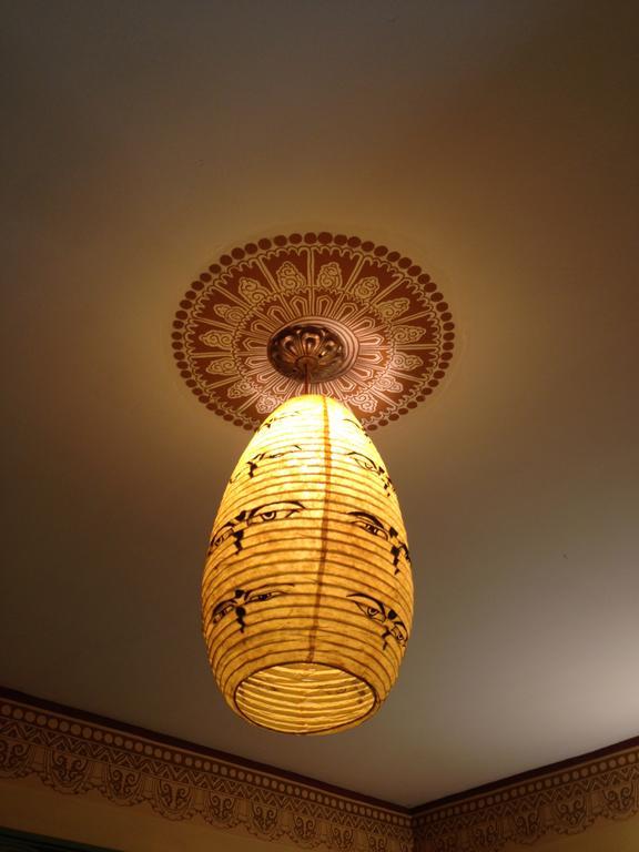 Tashitakge Hotel Lhasa Buitenkant foto